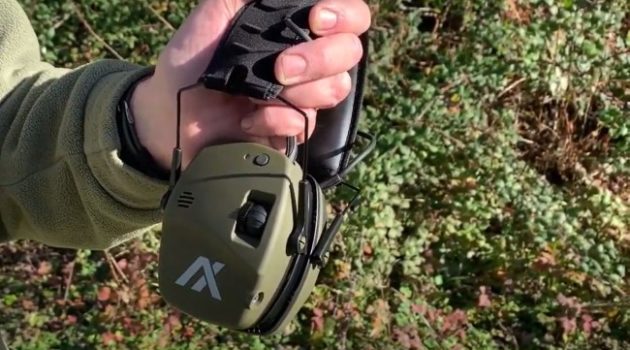 WATCH: AXIL Trackr Bluetooth Ear Pro Full Review